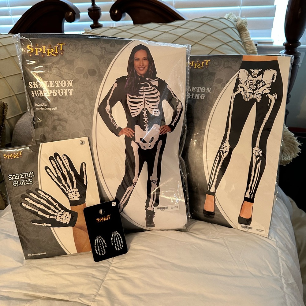 Spirit Halloween Skeleton Costume & Accessories, Halloween